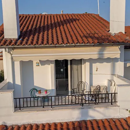 Geoponika 1-2 Apartment *