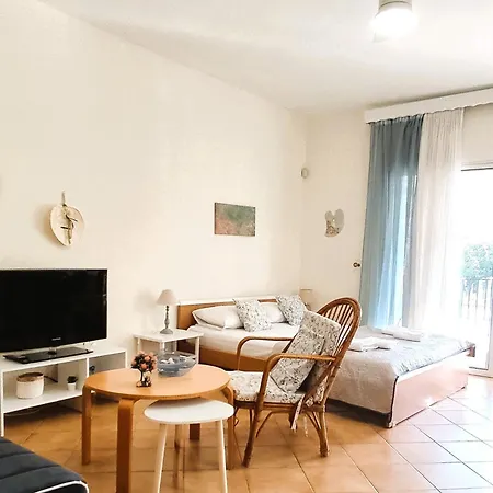 Appartamento Geoponika 1-2 *