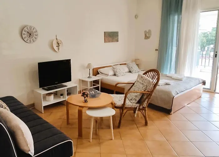 Geoponika 1-2 Appartement *