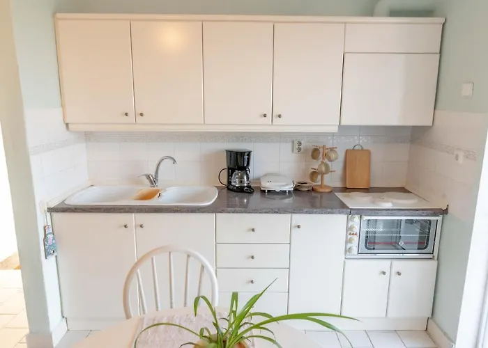 Apartment Geoponika 1-2